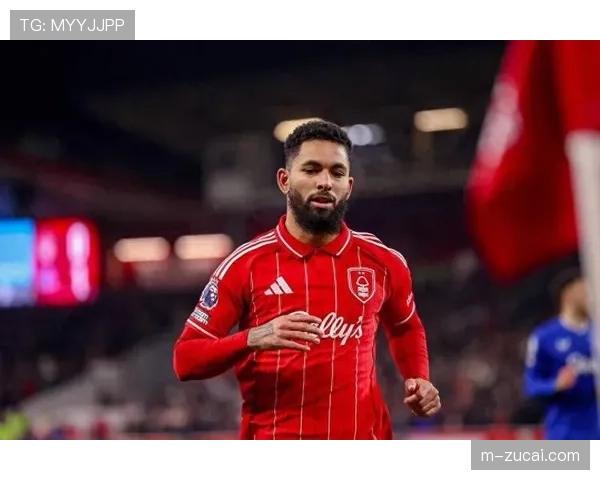 阿斯顿维拉精准补强道格拉斯·路易斯 中场控制力得到增强